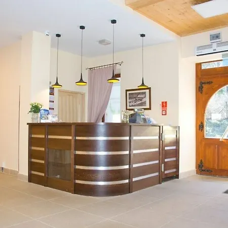 Oda ve Kahvaltı Gorski Kuznice 3*
